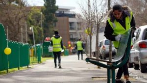 Australia warns COVID-19 outbreak will take weeks to tame