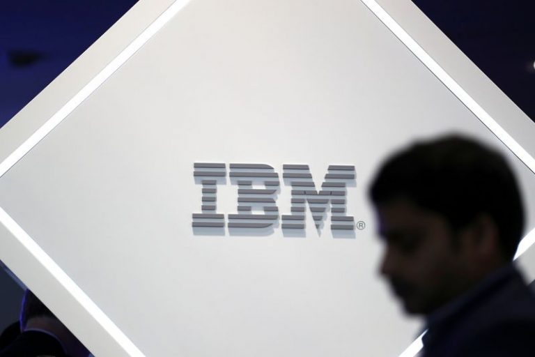 IBM rolls out newest processor chip, taps Samsung for manufacturing