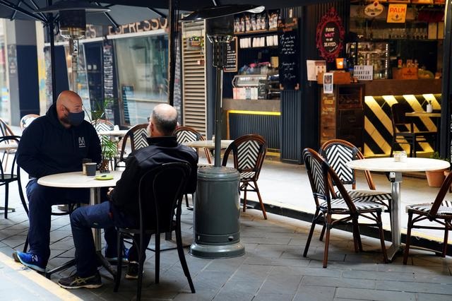 Melbourne opens up dining, shopping as four-month COVID-19 lockdown lifted