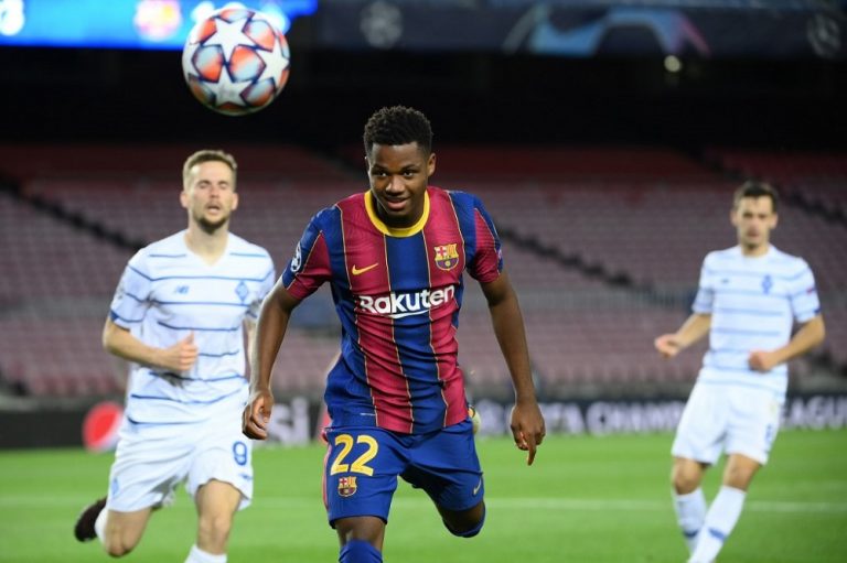 Barcelona’s Fati out for four months after knee surgery