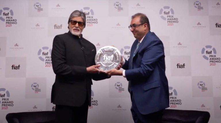 Christopher Nolan calls Amitabh Bachchan ‘living legend’, presents FIAF award to him with Martin Scorsese, watch