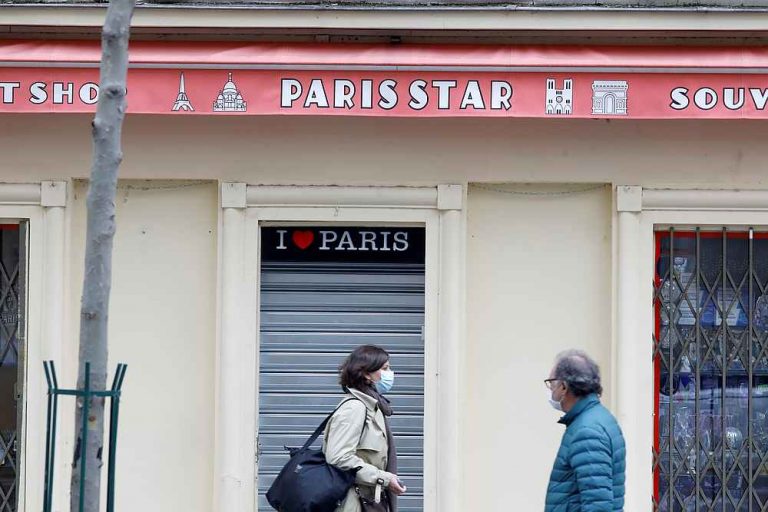 Paris hospitals told to make room for Covid emergencies