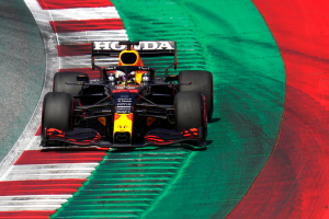 Formula 1: Verstappen takes pole in Austria as Hamilton struggles for pace