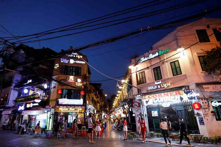 Vietnam to impose widespread curbs in largest city to tackle coronavirus