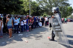 Mexico disbands makeshift camp with thousands of migrants