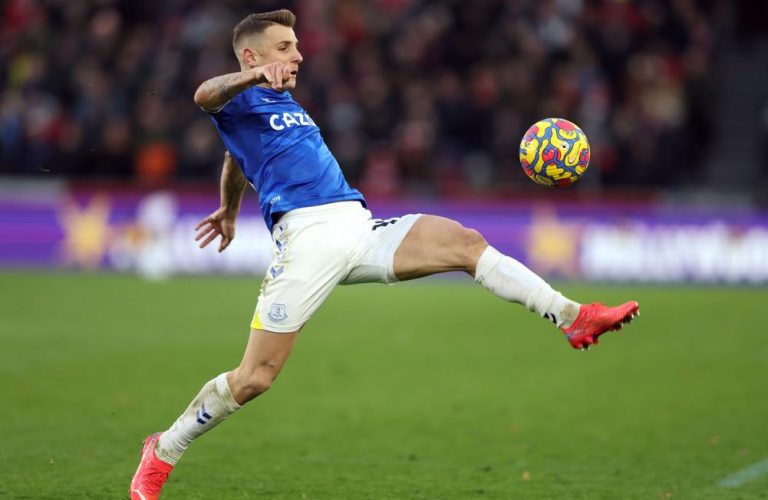 Lucas Digne joins Villa from Everton
