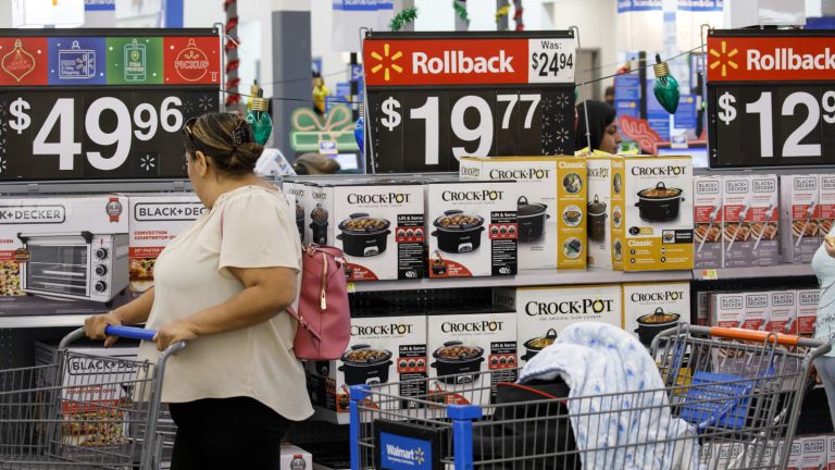 US consumer prices rise at fastest rate since 1982