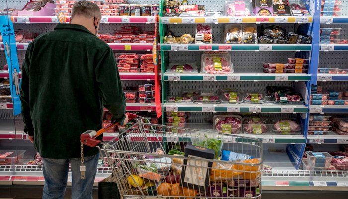 UK annual inflation hits near 30-year high
