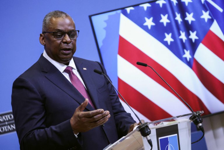 US says Russia inching troops closer to Ukraine, stocking up on blood supplies