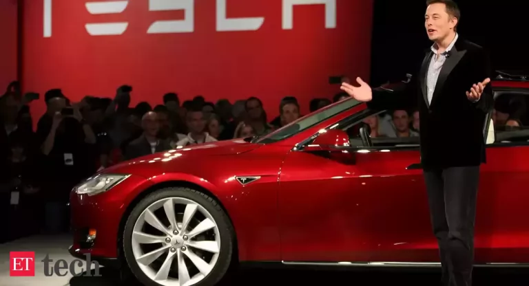 Tesla investor sues Musk, board over accusation of workplace discrimination