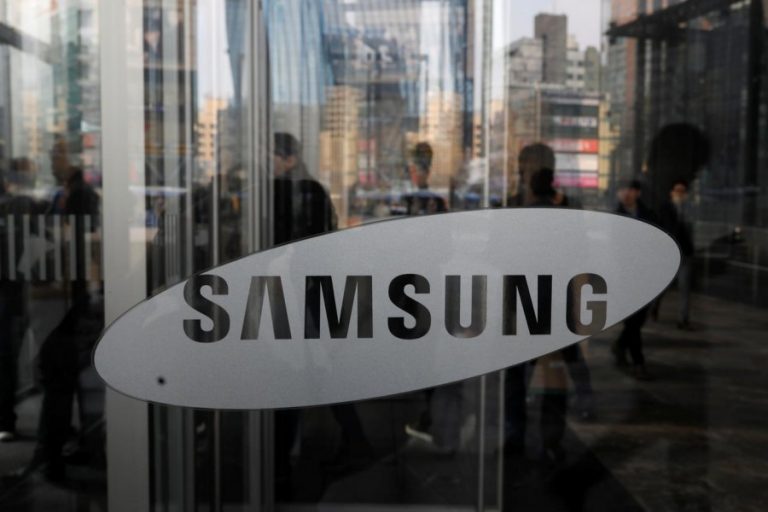 Samsung Elec to expand chip production at largest plant next year – media