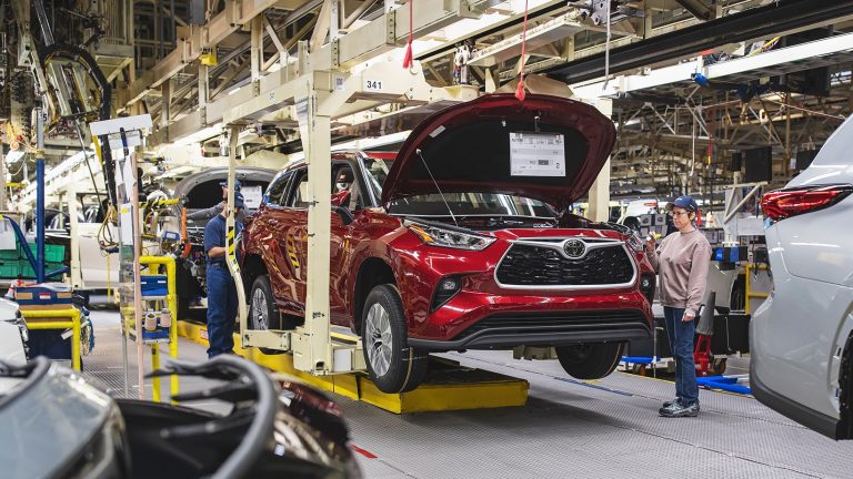 Toyota’s Nov global vehicle production rises 1.5% to record 833,104