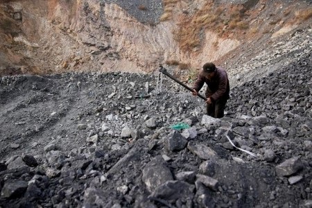 Philippines says China’s Yadea to invest $1 billion in EV battery plant