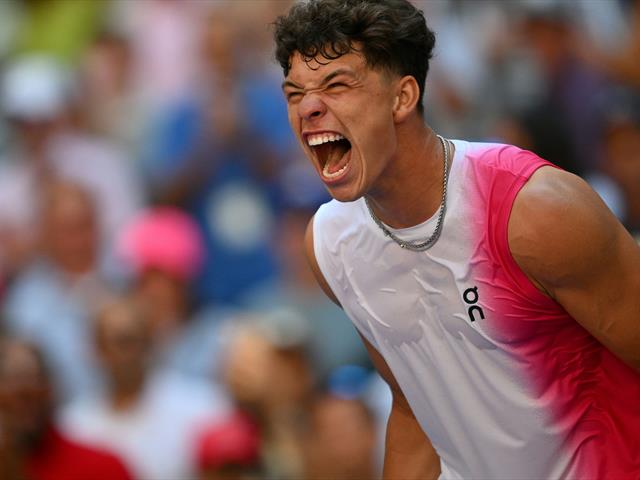 Ostapenko dumps defending champion Swiatek out of US Open