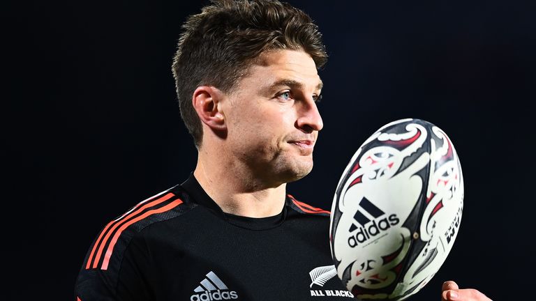 All Blacks flyhalf Barrett to be fit for Northern Hemisphere tour